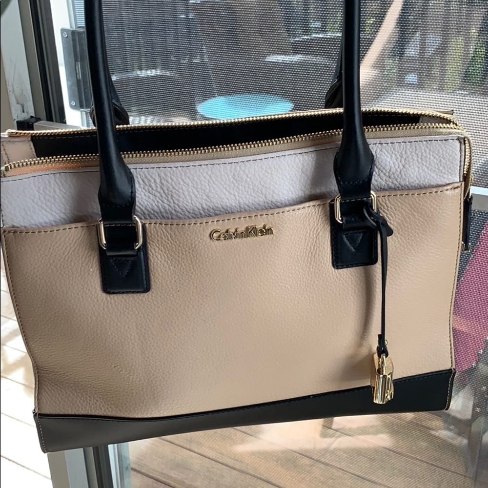 Calvin Klein color block tote bag (shoulder bag)